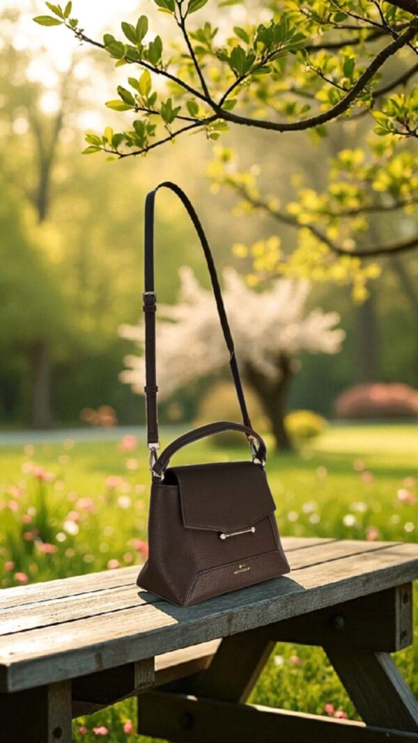 bolso-de-mano-con-solapa