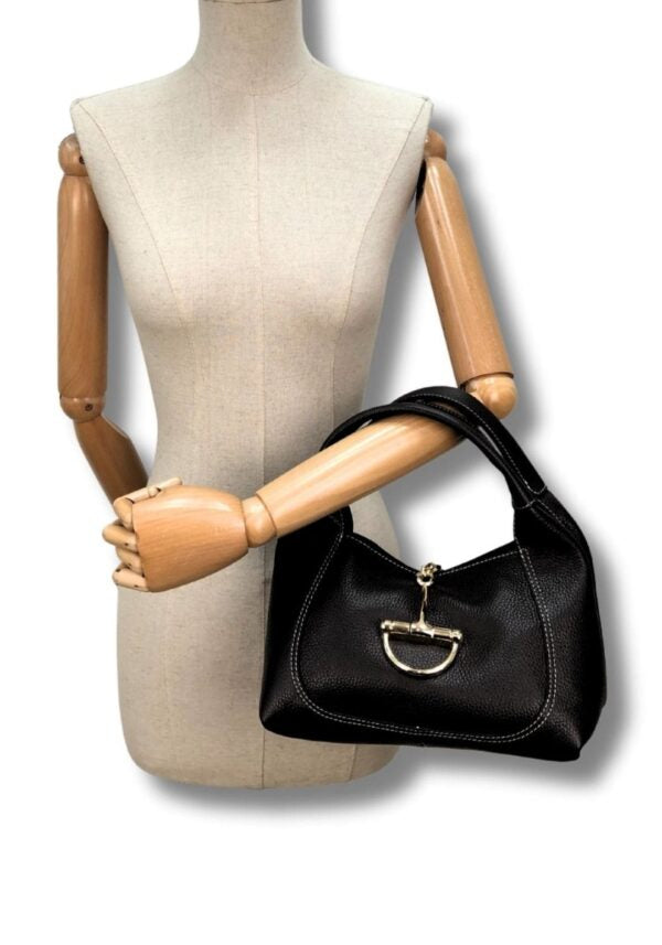 bolso-piel-con-eslabon