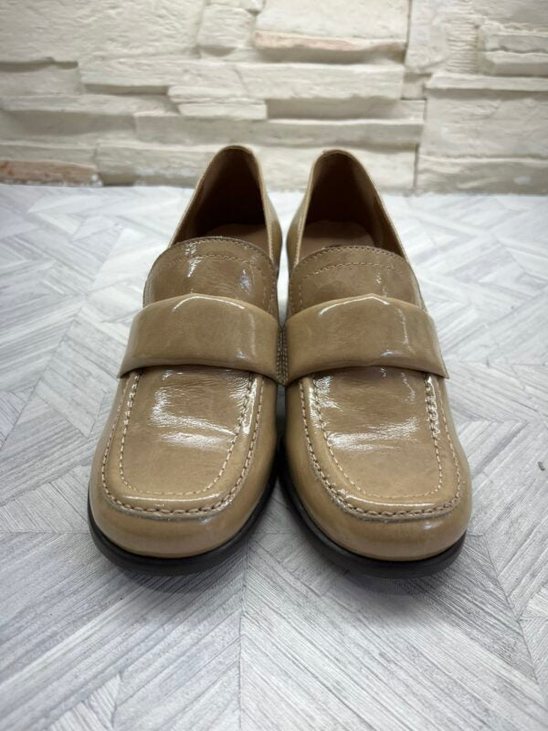 mocasin-charol-piedra-tacon