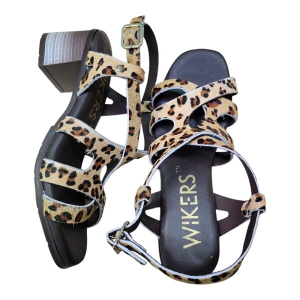 sandalia-animal-print