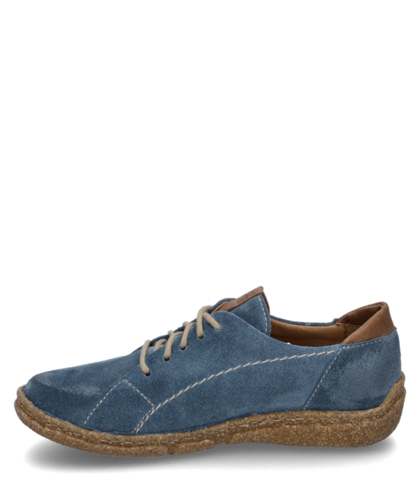 zapato-azul-con-cordones