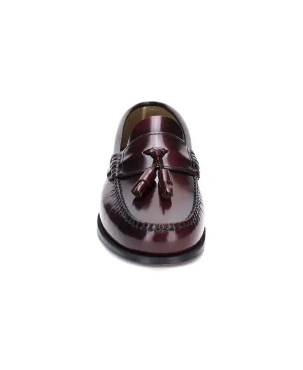 zapato-castellano-burdeos-con-borlas