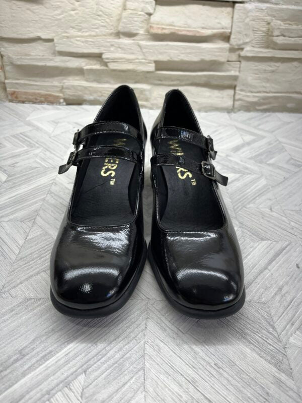 zapato-charol-negro