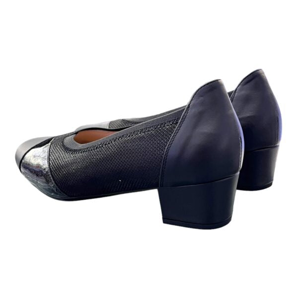 zapato-corte-salon-negro