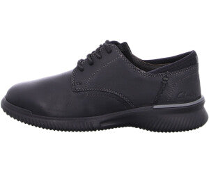 zapato-negro-con-cordones
