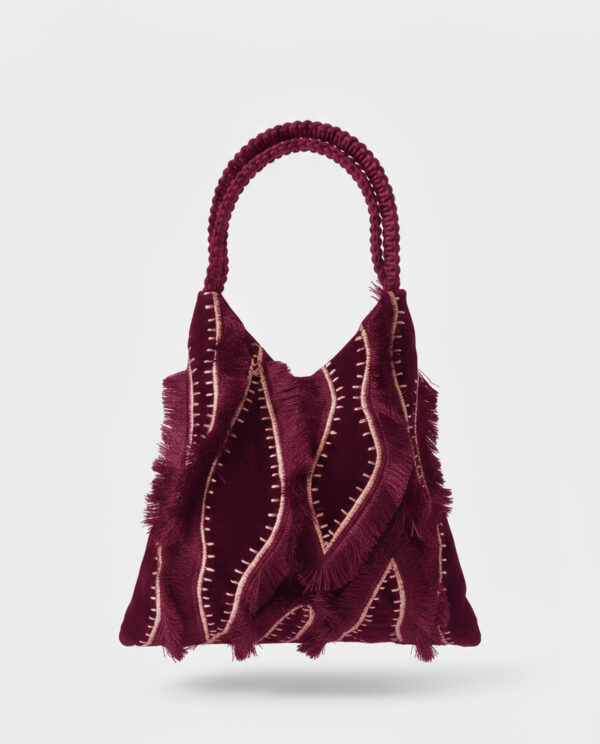Bolso trapezoidal de terciopelo bordado burdeos