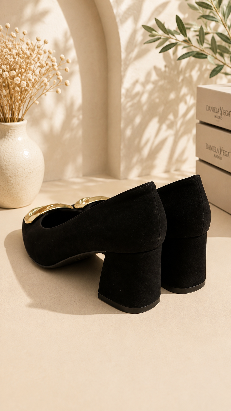 Zapato salón ante negro - Imagen 4