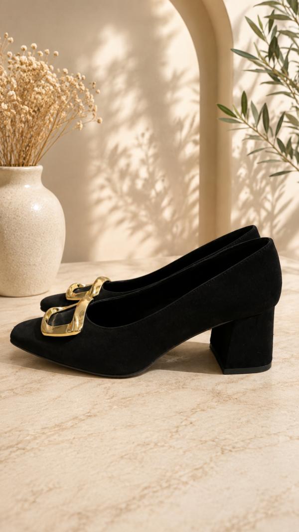 Zapato salón ante negro