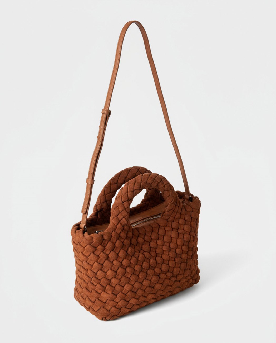 Mini shopper trenzado con asas redondas camel - Imagen 2