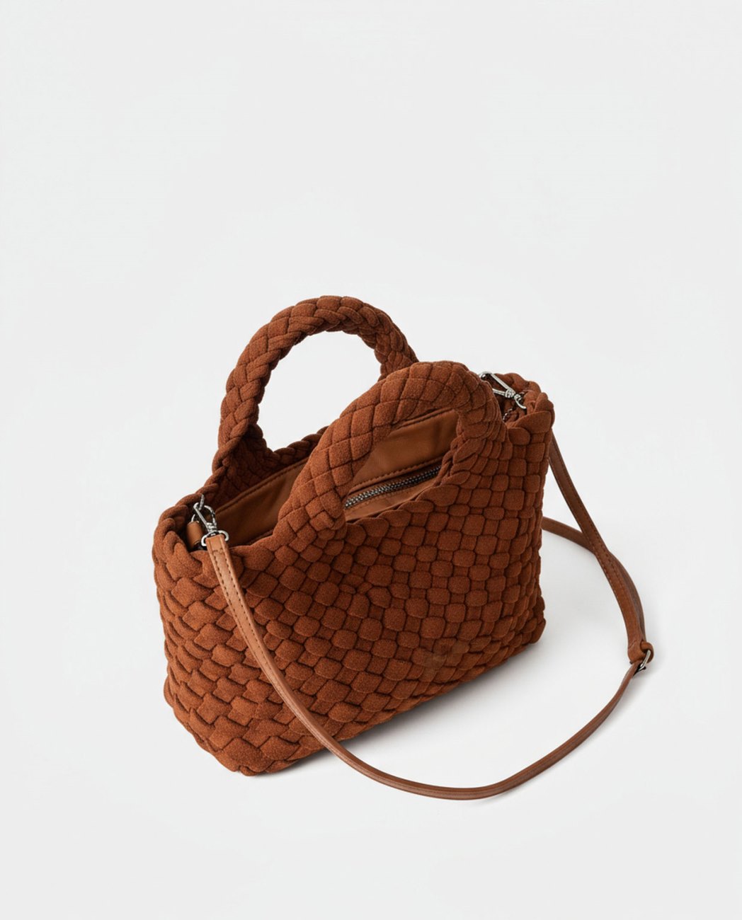 Mini shopper trenzado con asas redondas camel - Imagen 4