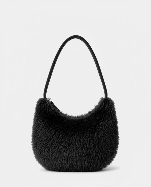 Bolso de hombro de pelo media luna negro