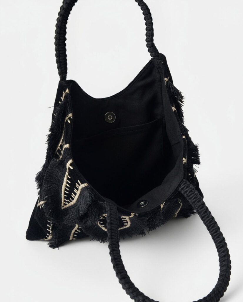 Bolso trapezoidal de terciopelo bordado negro — foto 4