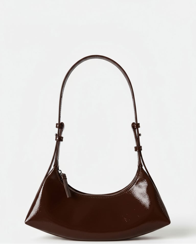 Bolso charol marrón media luna - Imagen 2