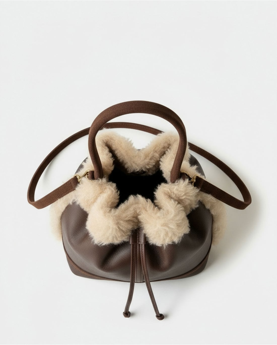 Bolso cubo doble cara con pelo marrón - Imagen 3