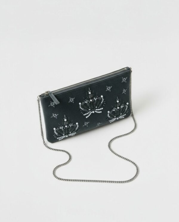 Clutch bordado gris