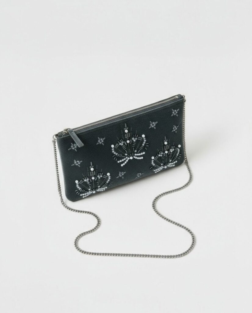 Clutch bordado gris — foto 1